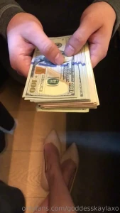 7587683