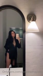 7587724