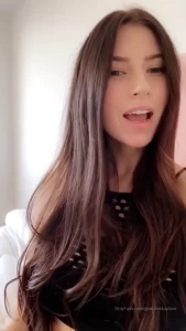 7587805