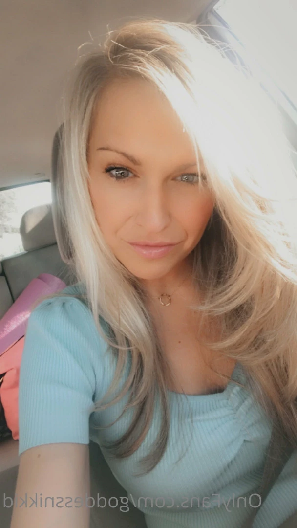GoddessNikkiD™️ [ goddessnikkid ] Onlyfans leaked photo 7403813 on Hotleaks.tv