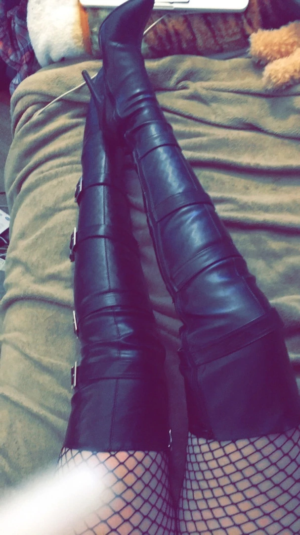 GoddessNikkiD™️ [ goddessnikkid ] Onlyfans leaked photo 7404271 on Hotleaks.tv