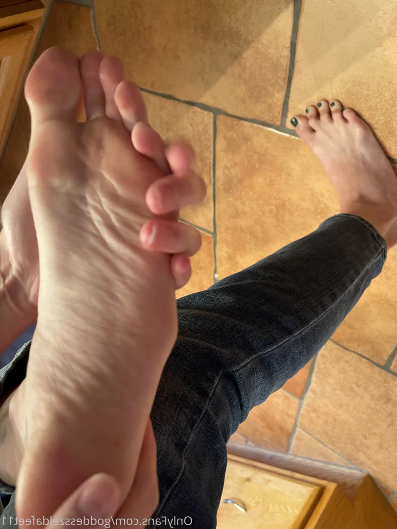 goddesszeldafeet11 Onlyfans leaked photo 7231115 on Hotleaks.tv