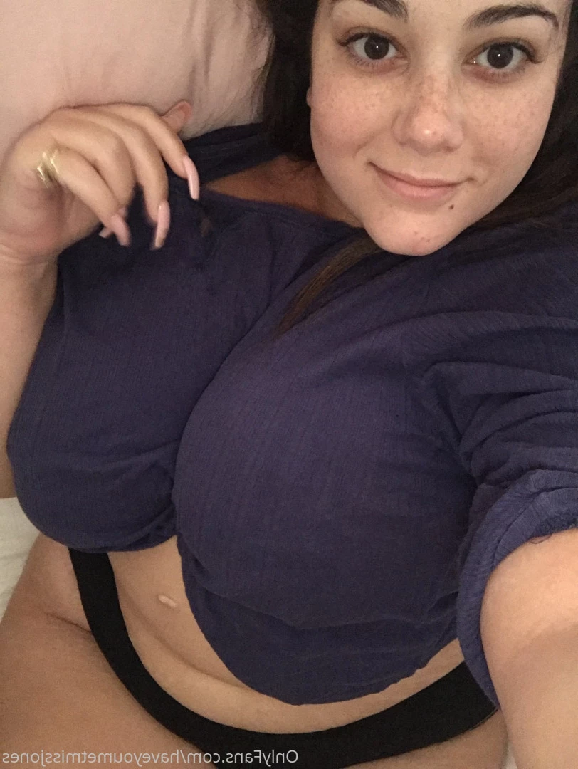 Emily [ haveyoumetmissjones ] Onlyfans leaked photo 7395188 on Hotleaks.tv
