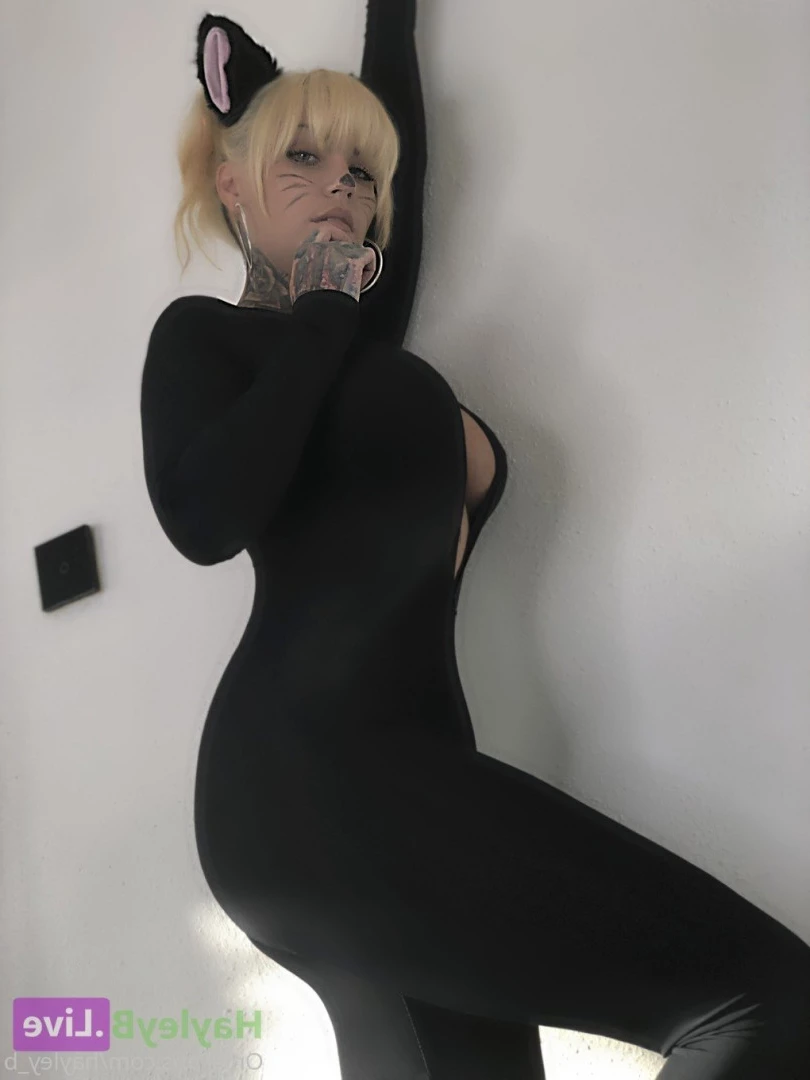 Hayley B [ hayley_b ] Onlyfans leaked photo 7160842 on Hotleaks.tv
