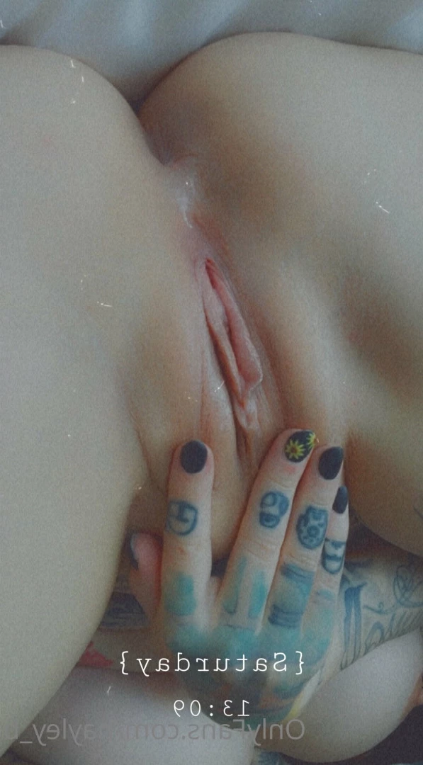Hayley B [ hayley_b ] Onlyfans leaked photo 7172999 on Hotleaks.tv