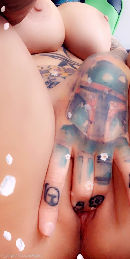 Hayley B [ hayley_b ] Onlyfans leaked photo 7174264 on Hotleaks.tv