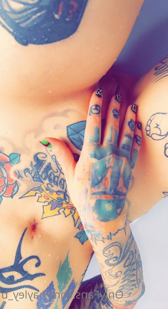 Hayley B [ hayley_b ] Onlyfans leaked photo 7176932 on Hotleaks.tv