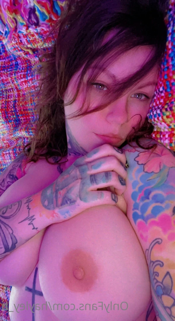Hayley B [ hayley_b ] Onlyfans leaked photo 7209893 on Hotleaks.tv