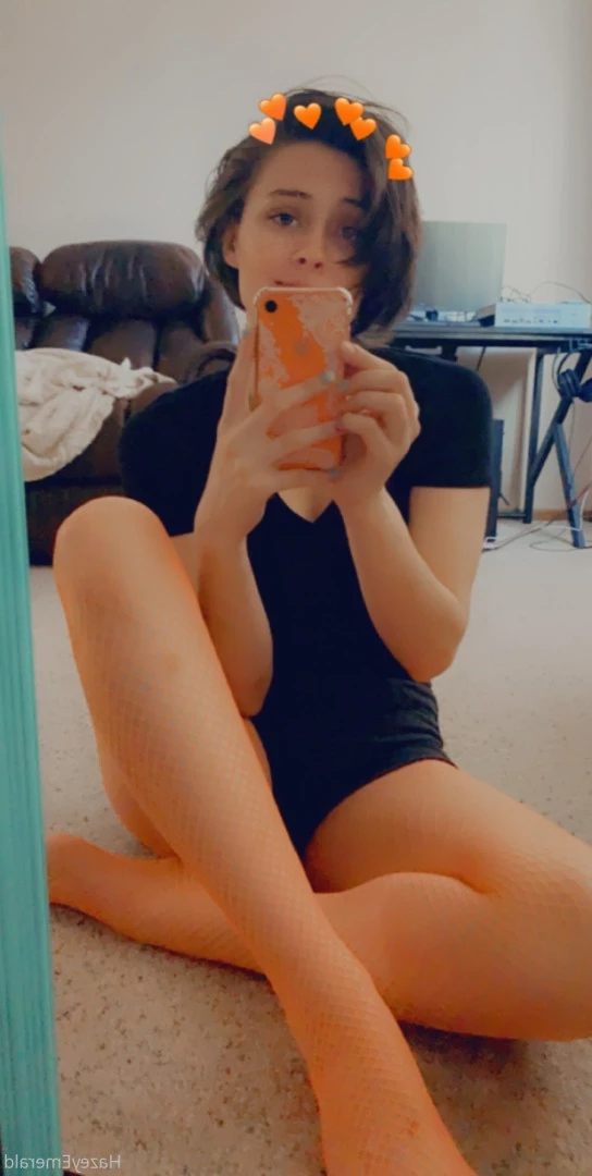 Hazel King [ hazeyemerald ] Onlyfans leaked photo 7376477 on Hotleaks.tv
