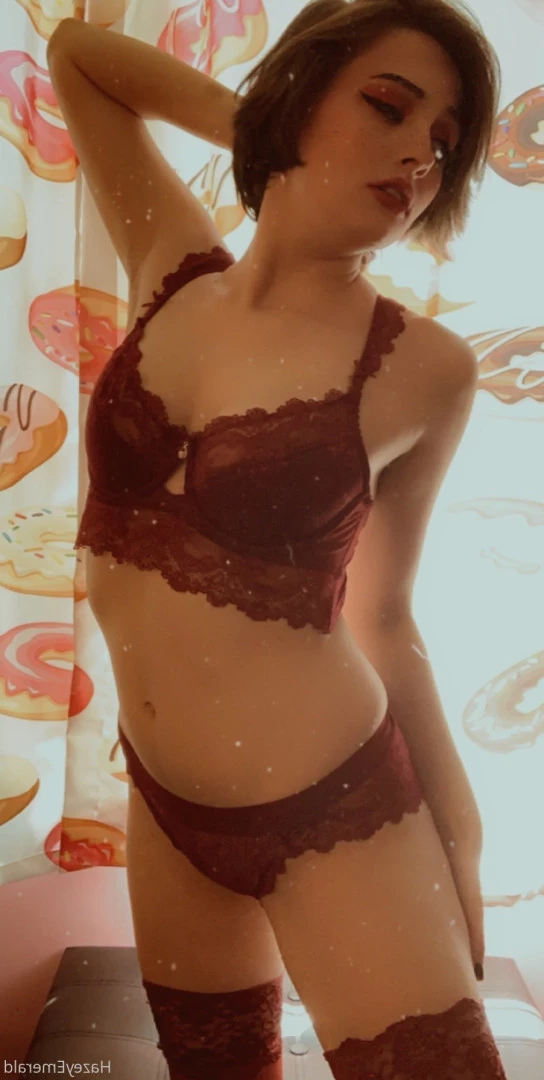 Hazel King [ hazeyemerald ] Onlyfans leaked photo 7376956 on Hotleaks.tv