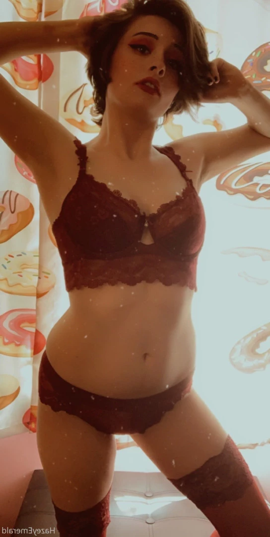 Hazel King [ hazeyemerald ] Onlyfans leaked photo 7380683 on Hotleaks.tv