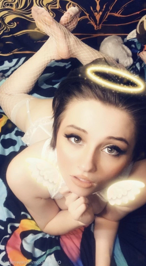 Hazel King [ hazeyemerald ] Onlyfans leaked photo 7384212 on Hotleaks.tv