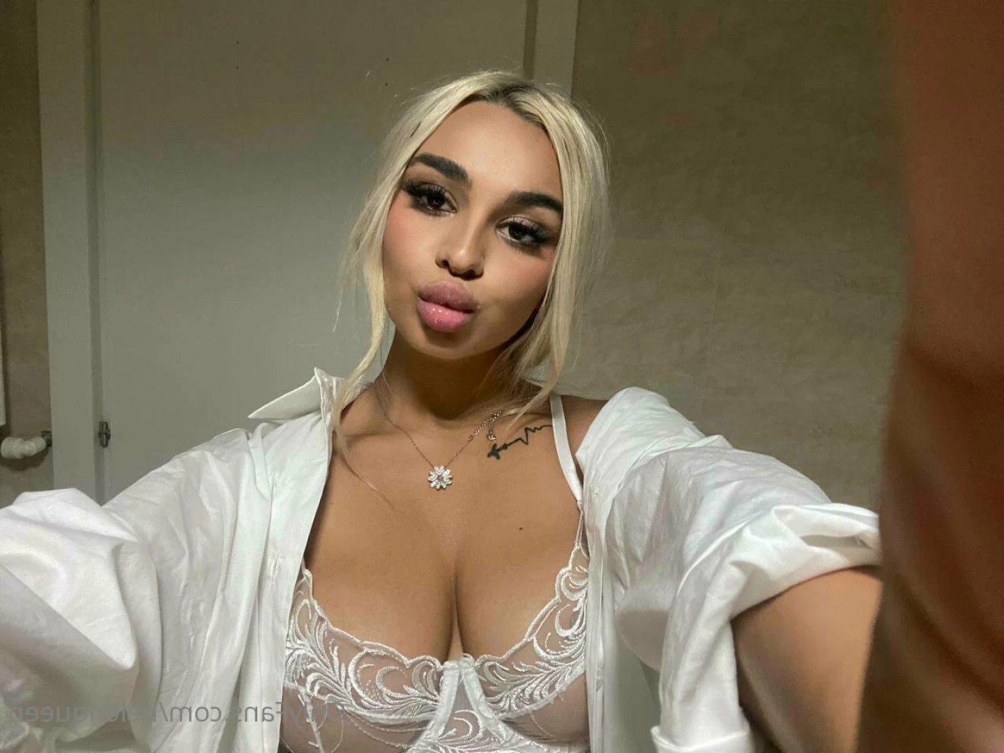 Helen Queen [ helenqueen ] Onlyfans leaked photo 7386414 on Hotleaks.tv