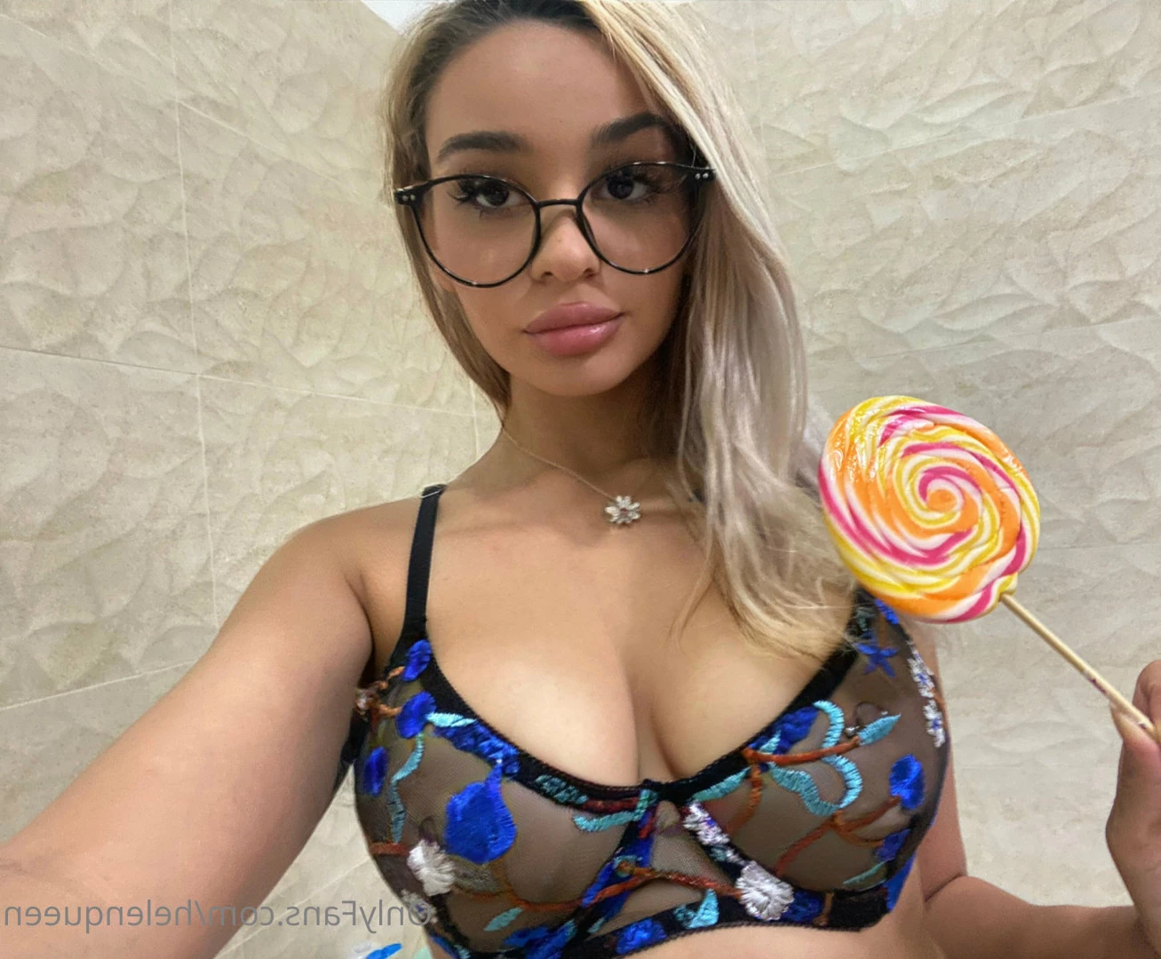 Helen Queen [ helenqueen ] Onlyfans leaked photo 7387015 on Hotleaks.tv