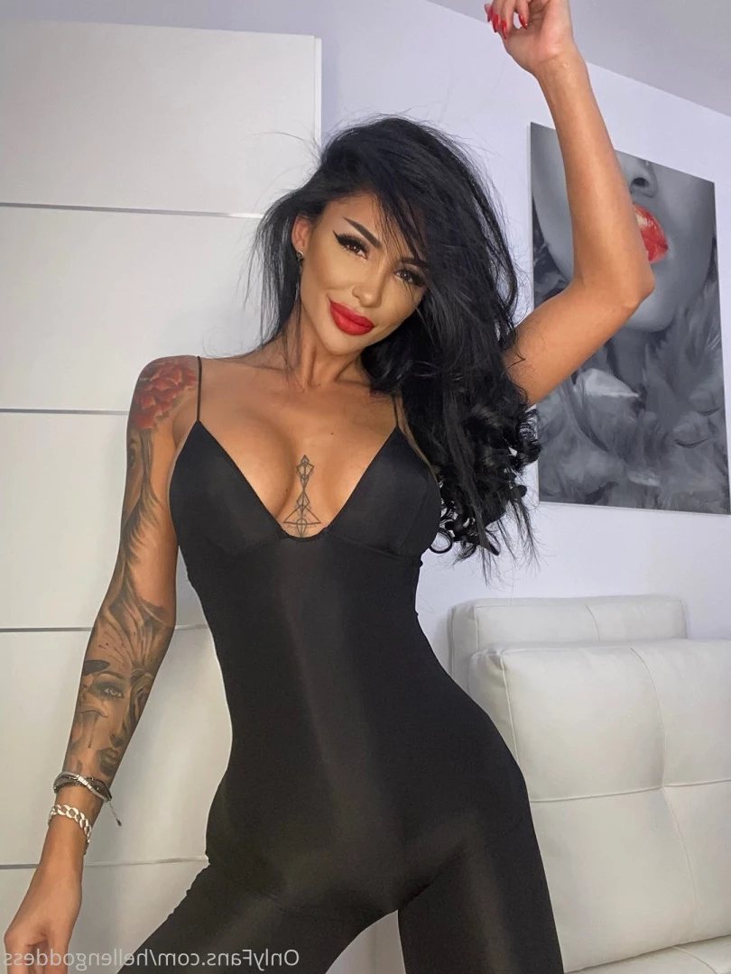 Hellen Goddess [ hellengoddess ] Onlyfans leaked photo 7649966 on Hotleaks.tv