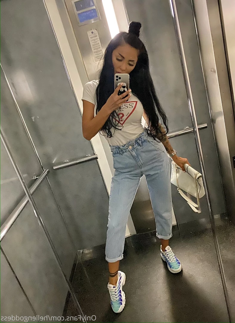Hellen Goddess [ hellengoddess ] Onlyfans leaked photo 7650184 on Hotleaks.tv
