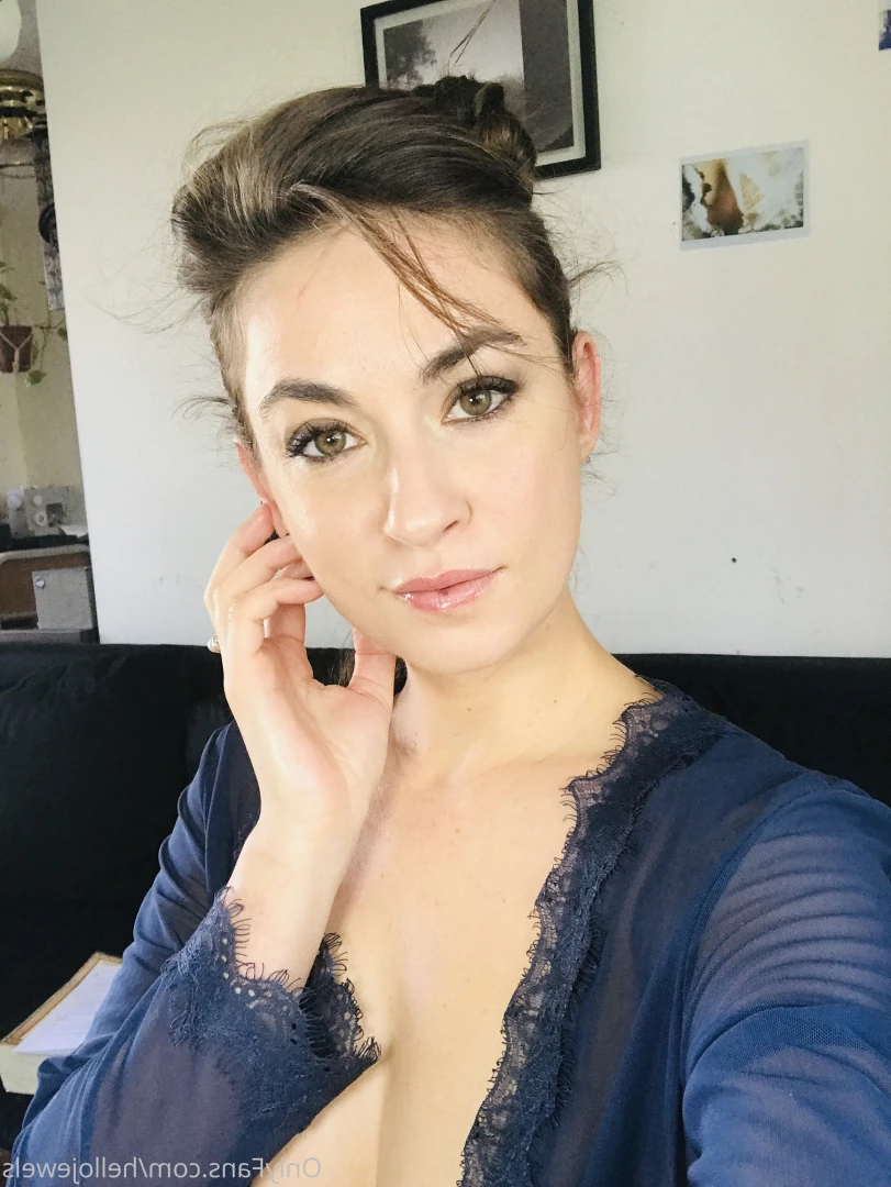 Hello Jewels [ hellojewels ] Onlyfans leaked photo 7430110 on Hotleaks.tv