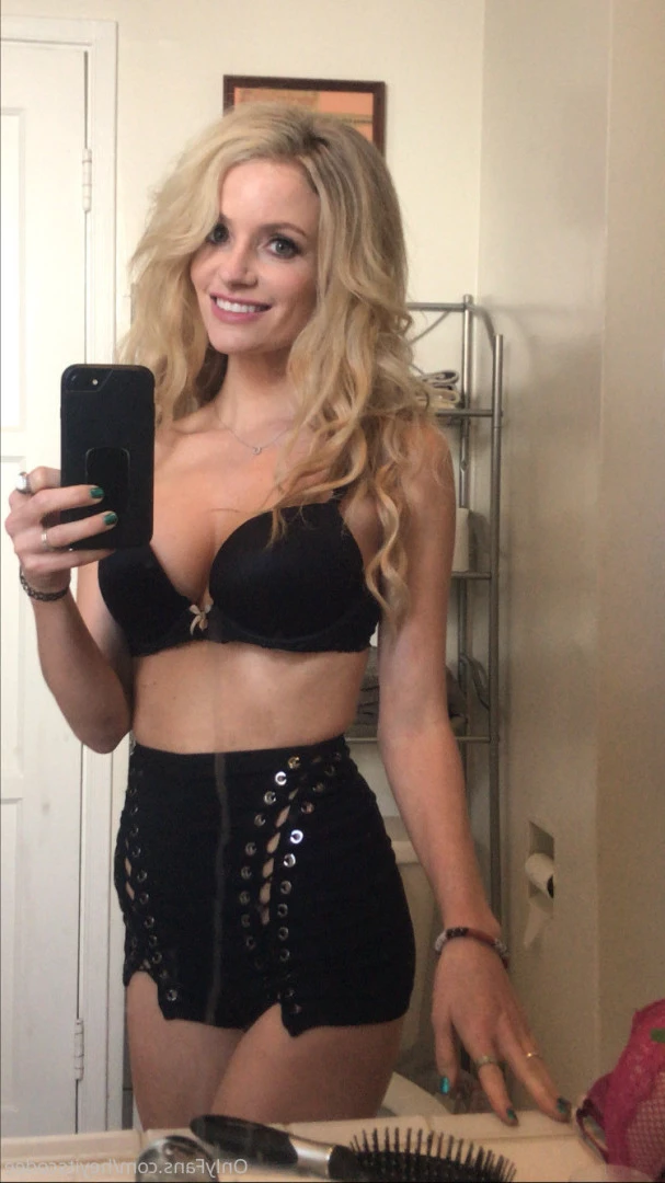 Cody Renee Cameron [ heyitscodee ] Onlyfans leaked photo 10491123 on Hotleaks.tv