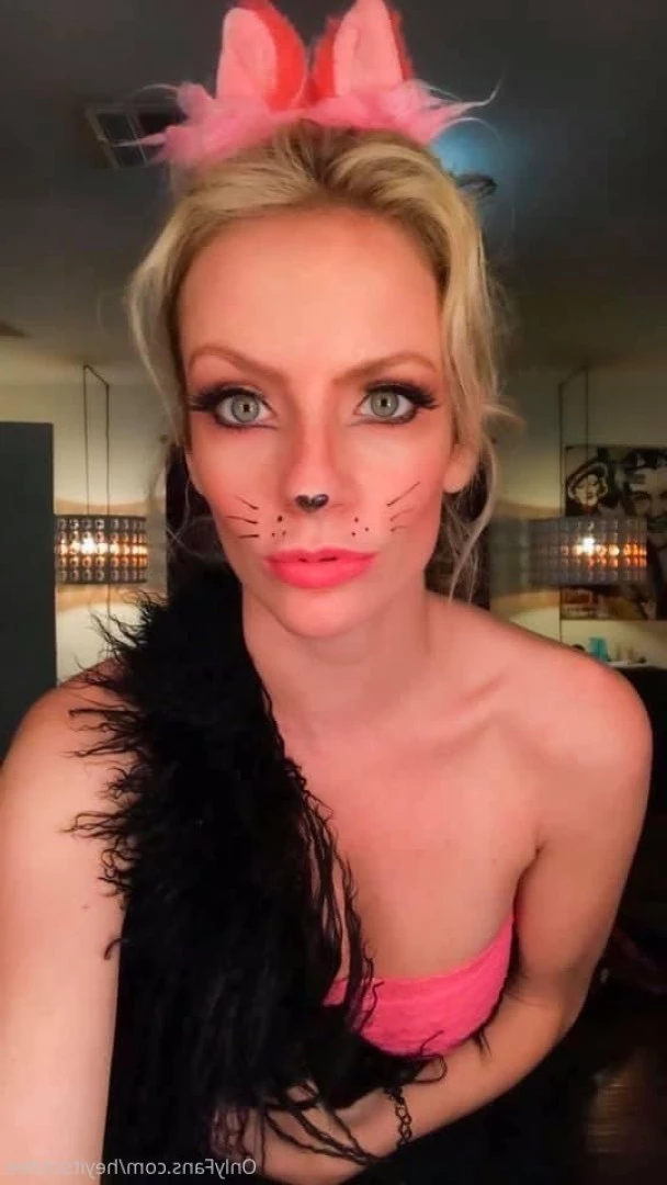 Cody Renee Cameron [ heyitscodee ] Onlyfans leaked photo 10497302 on Hotleaks.tv