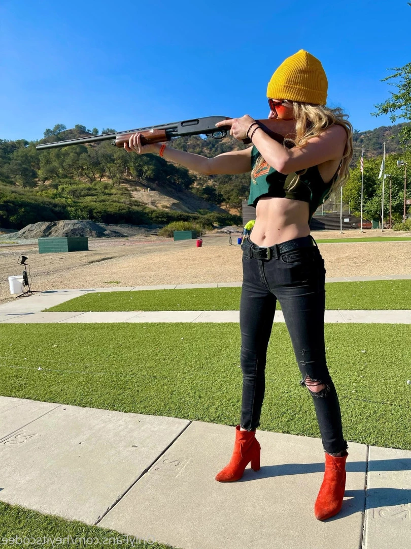 Cody Renee Cameron [ heyitscodee ] Onlyfans leaked photo 10498384 on Hotleaks.tv