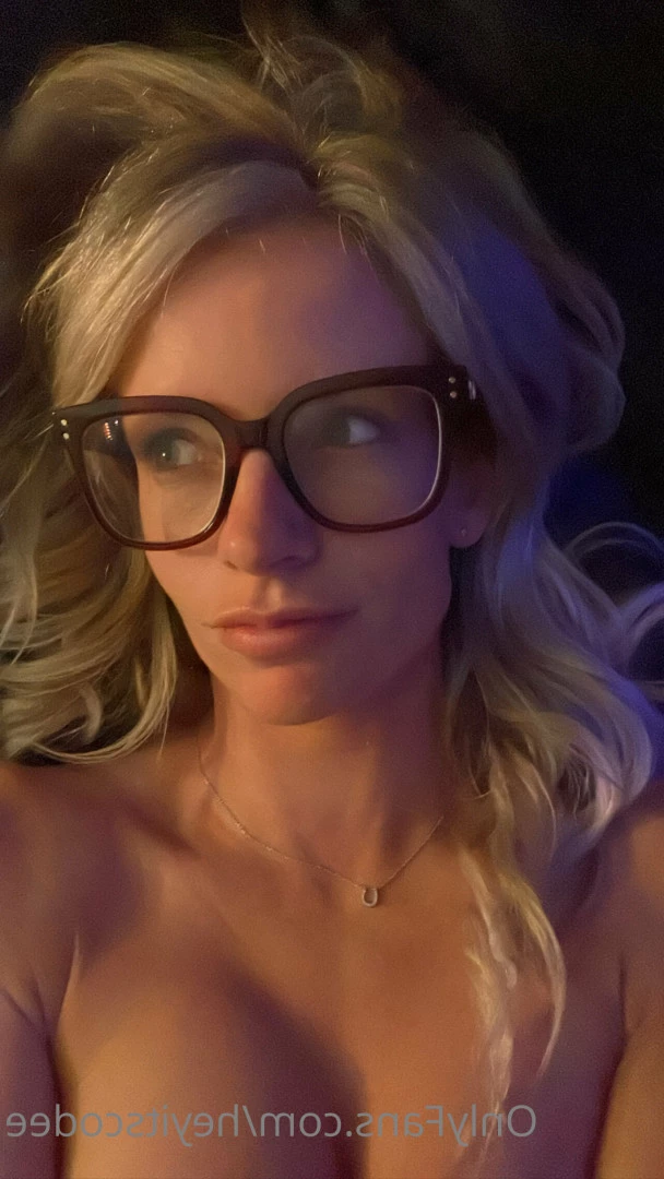 Cody Renee Cameron [ heyitscodee ] Onlyfans leaked photo 10500653 on Hotleaks.tv