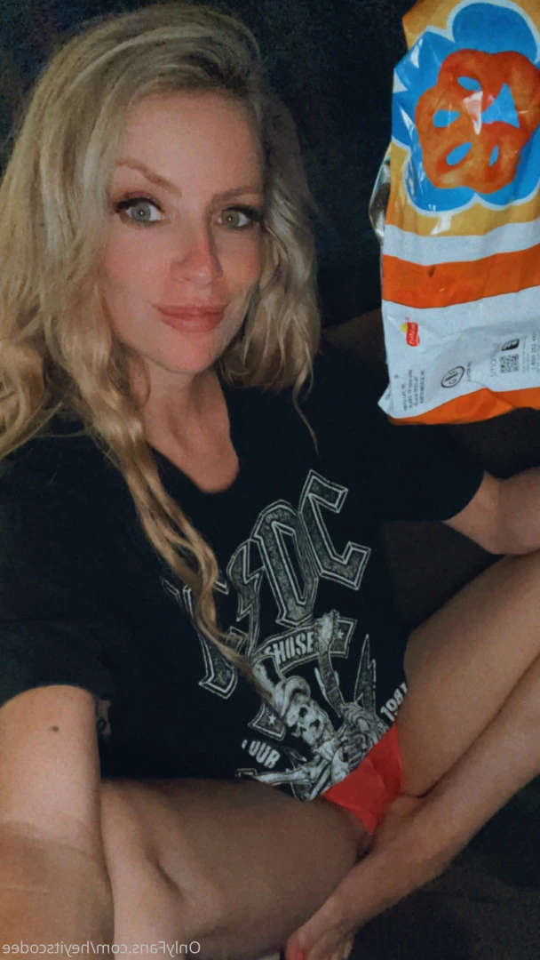 Cody Renee Cameron [ heyitscodee ] Onlyfans leaked photo 10506803 on Hotleaks.tv