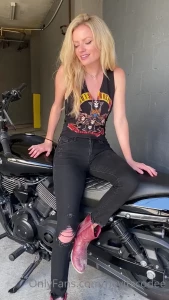 Cody Renee Cameron [ heyitscodee ] Onlyfans leaked video 15104590 on Hotleaks.tv
