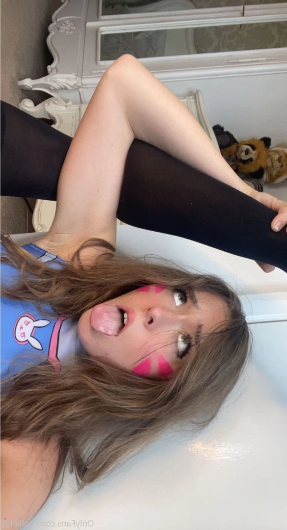 Hollie FY Gold 👑 [ holliefyy ] Onlyfans leaked photo 7145748 on Hotleaks.tv