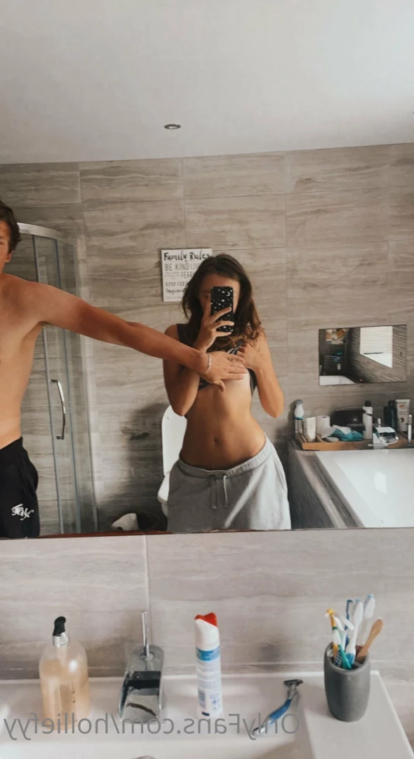 Hollie FY Gold 👑 [ holliefyy ] Onlyfans leaked photo 7148394 on Hotleaks.tv