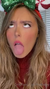 Hollie FY Gold 👑 [ holliefyy ] Onlyfans leaked video 7538921 on Hotleaks.tv