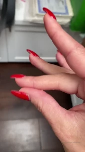 10547446
