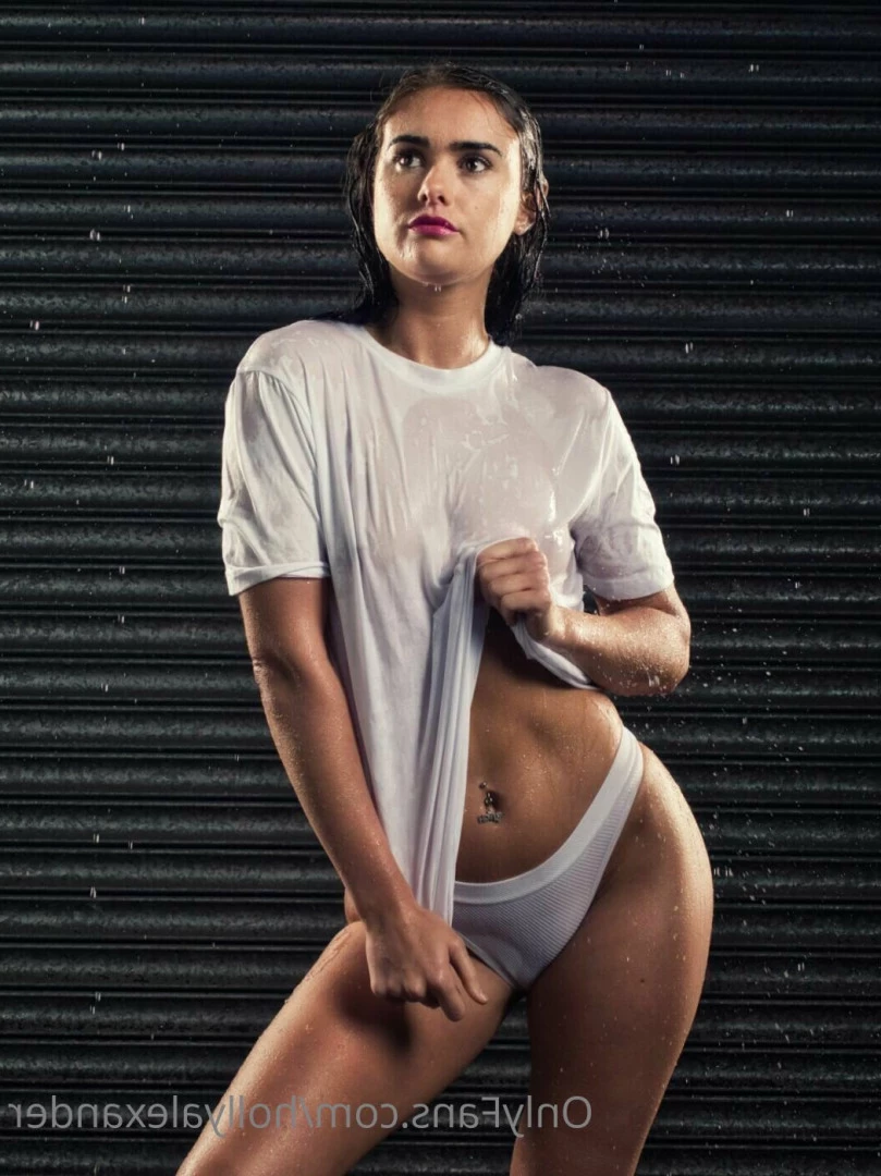Holly Alexander [ hollyalexander ] Onlyfans leaked photo 7145981 on Hotleaks.tv