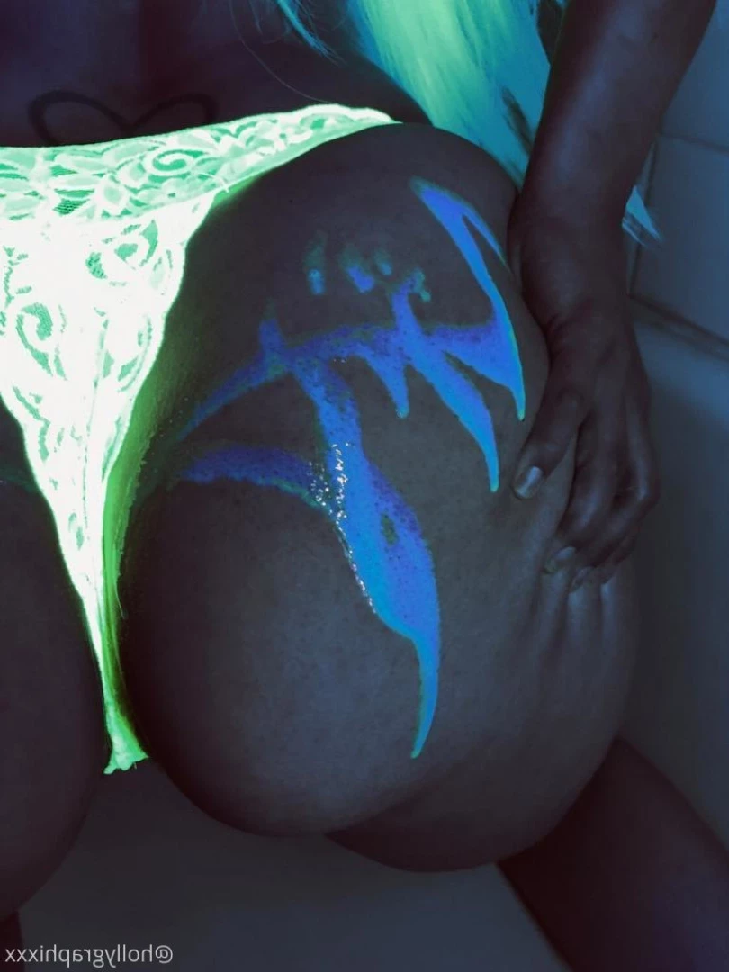 Holly Graphixxx [ hollygraphixxx ] Onlyfans leaked photo 6960386 on Hotleaks.tv