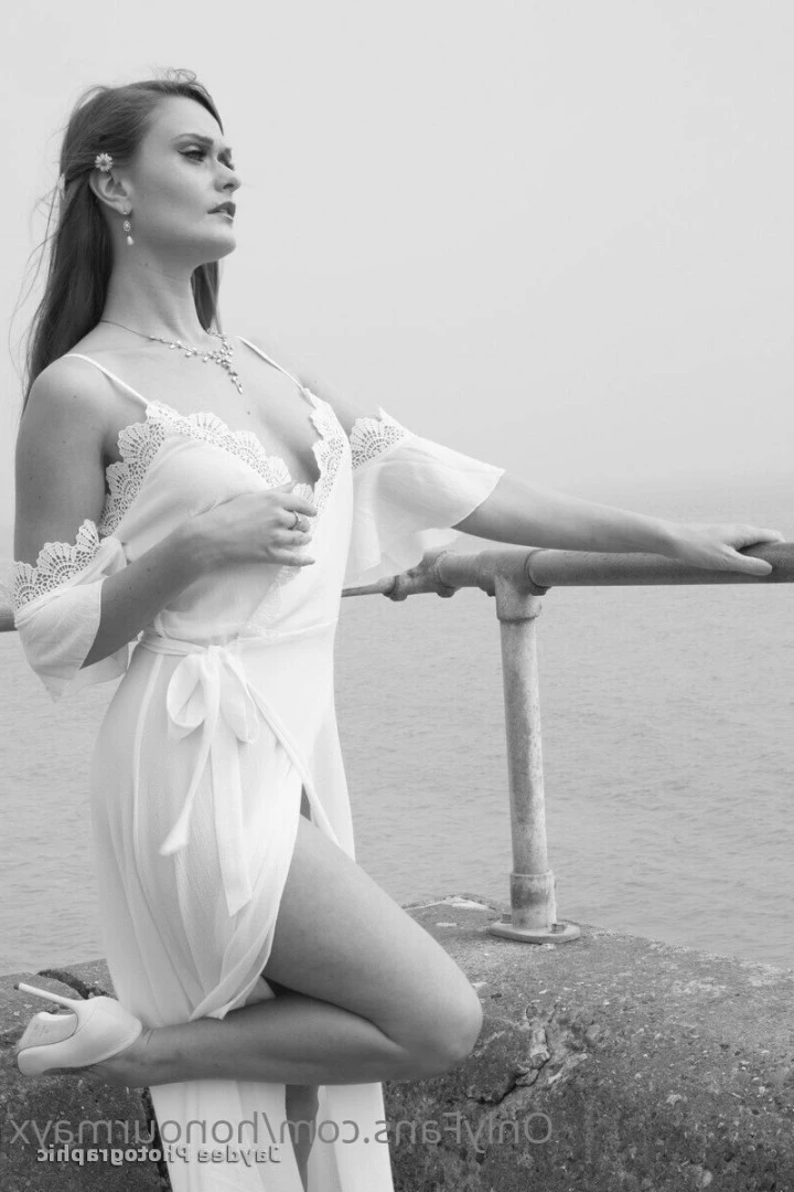 Miss Honour May [ honourmayx ] Onlyfans leaked photo 7605659 on Hotleaks.tv