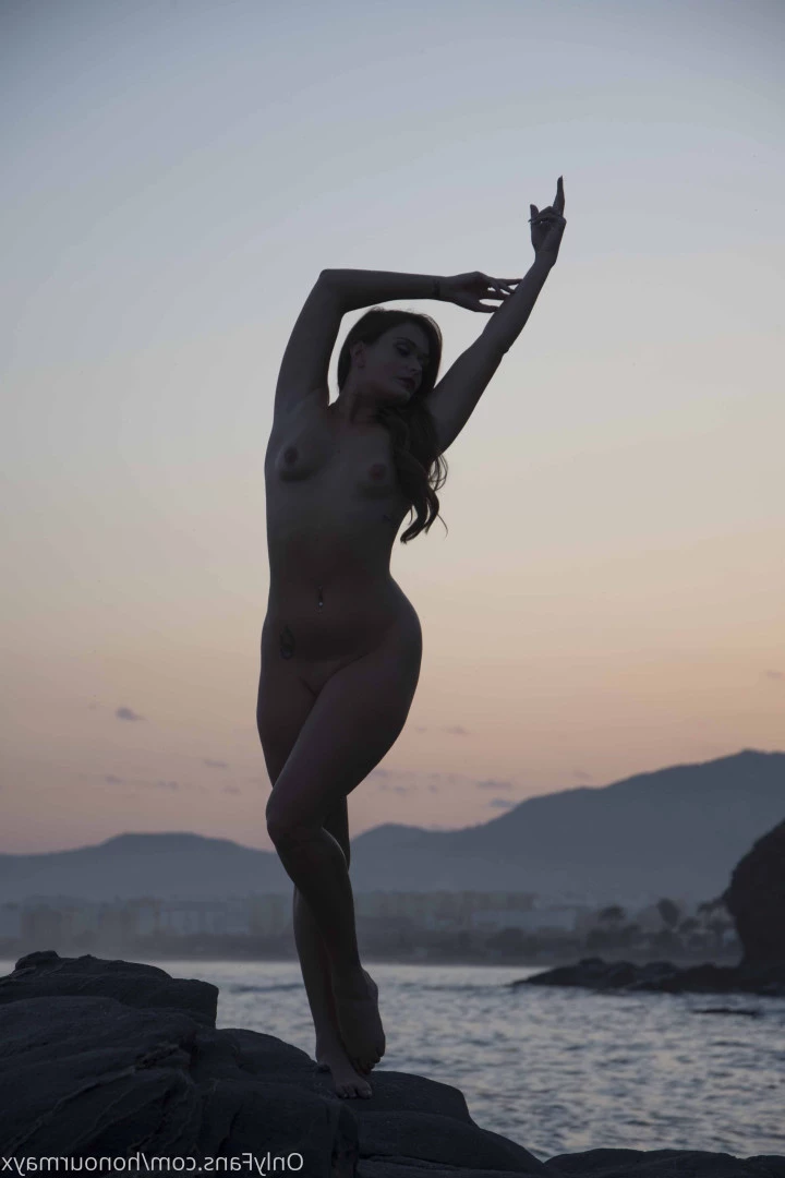 Miss Honour May [ honourmayx ] Onlyfans leaked photo 7628087 on Hotleaks.tv