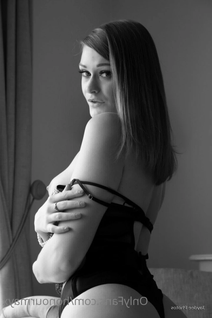 Miss Honour May [ honourmayx ] Onlyfans leaked photo 7633381 on Hotleaks.tv