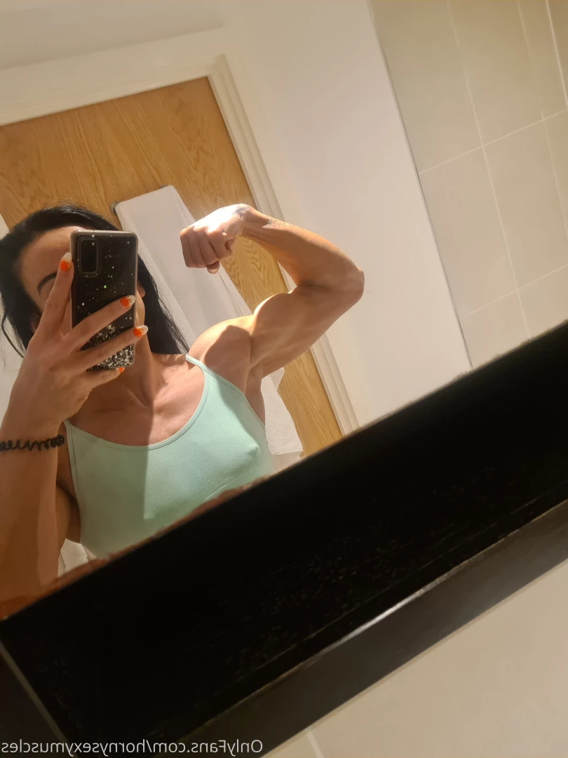 BIG CLIT [ hornysexymuscles ] Onlyfans leaked photo 6943483 on Hotleaks.tv