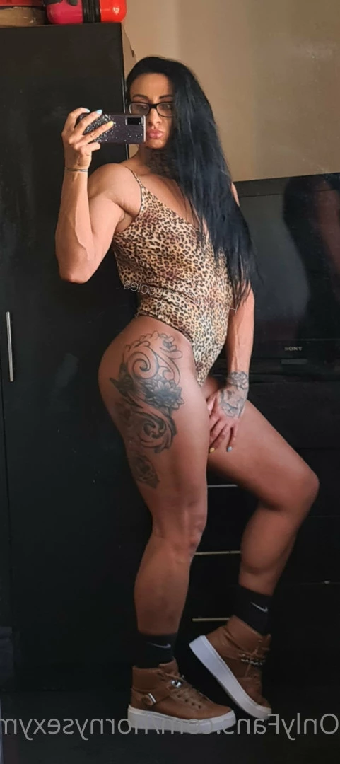 BIG CLIT [ hornysexymuscles ] Onlyfans leaked photo 6957502 on Hotleaks.tv