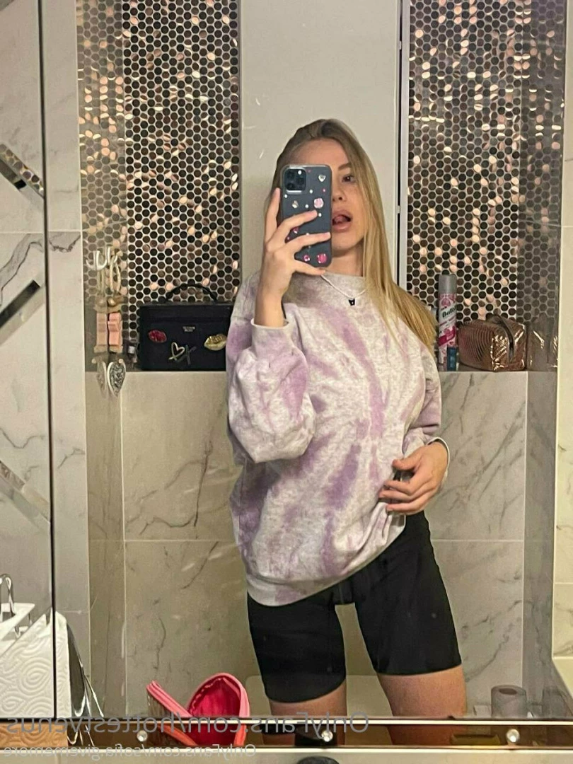 🔥𝓥𝓮𝓷𝓾𝓼🔥 [ hottestvenus ] Onlyfans leaked photo 7374226 on Hotleaks.tv