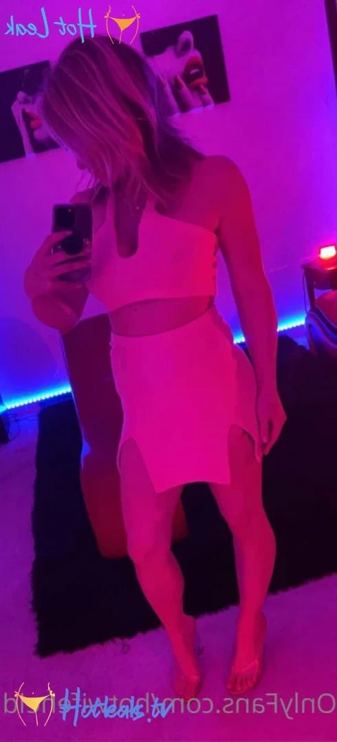 Heidi [ hotwifeheidinc ] Onlyfans leaked photo 11326816 on Hotleaks.tv