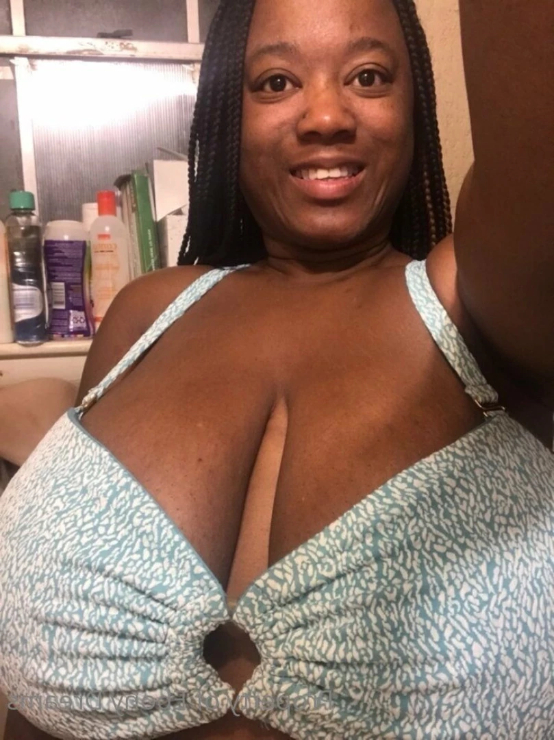 I Dream of Ebony [ idreamofebony ] Onlyfans leaked photo 6940401 on Hotleaks.tv