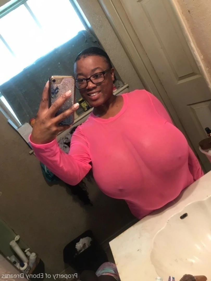 I Dream of Ebony [ idreamofebony ] Onlyfans leaked photo 6940870 on Hotleaks.tv