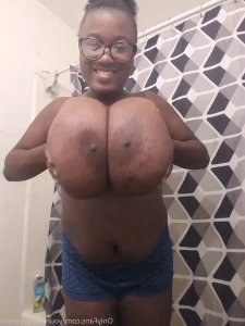 6940947