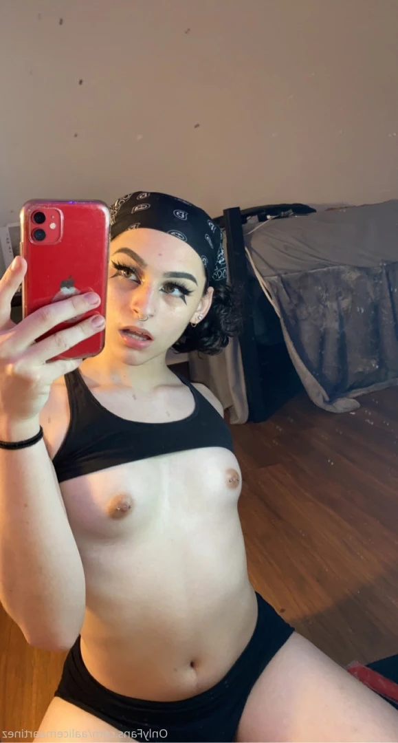 Alice 🖤 [ illiteracy4me ] Onlyfans leaked photo 7646011 on Hotleaks.tv