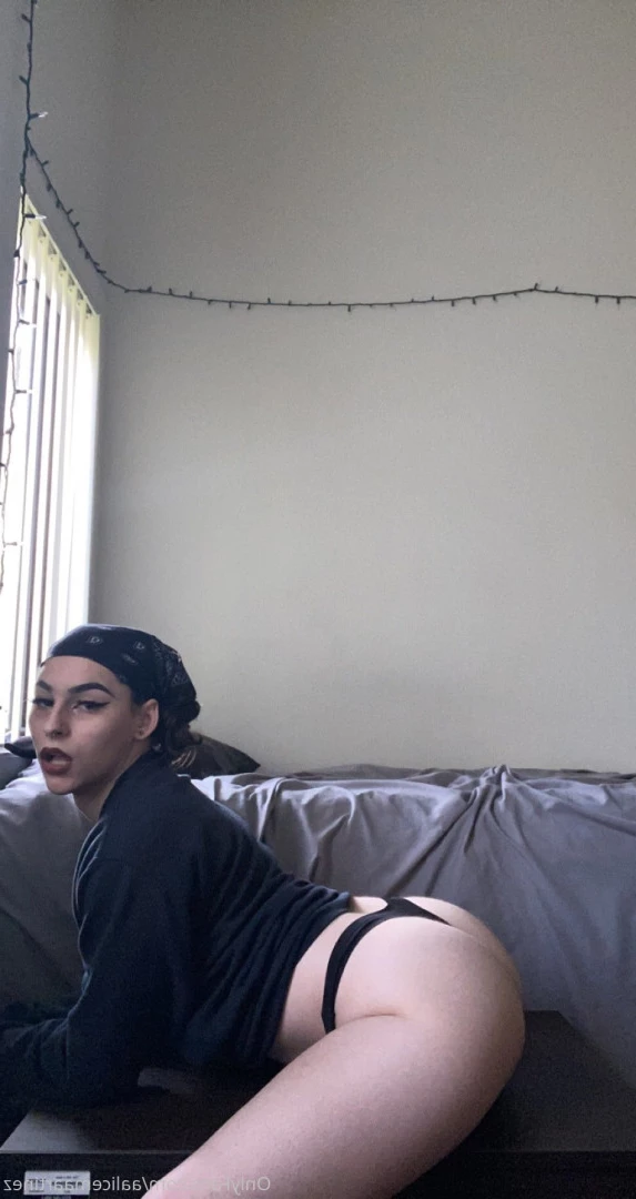 Alice 🖤 [ illiteracy4me ] Onlyfans leaked photo 7646573 on Hotleaks.tv