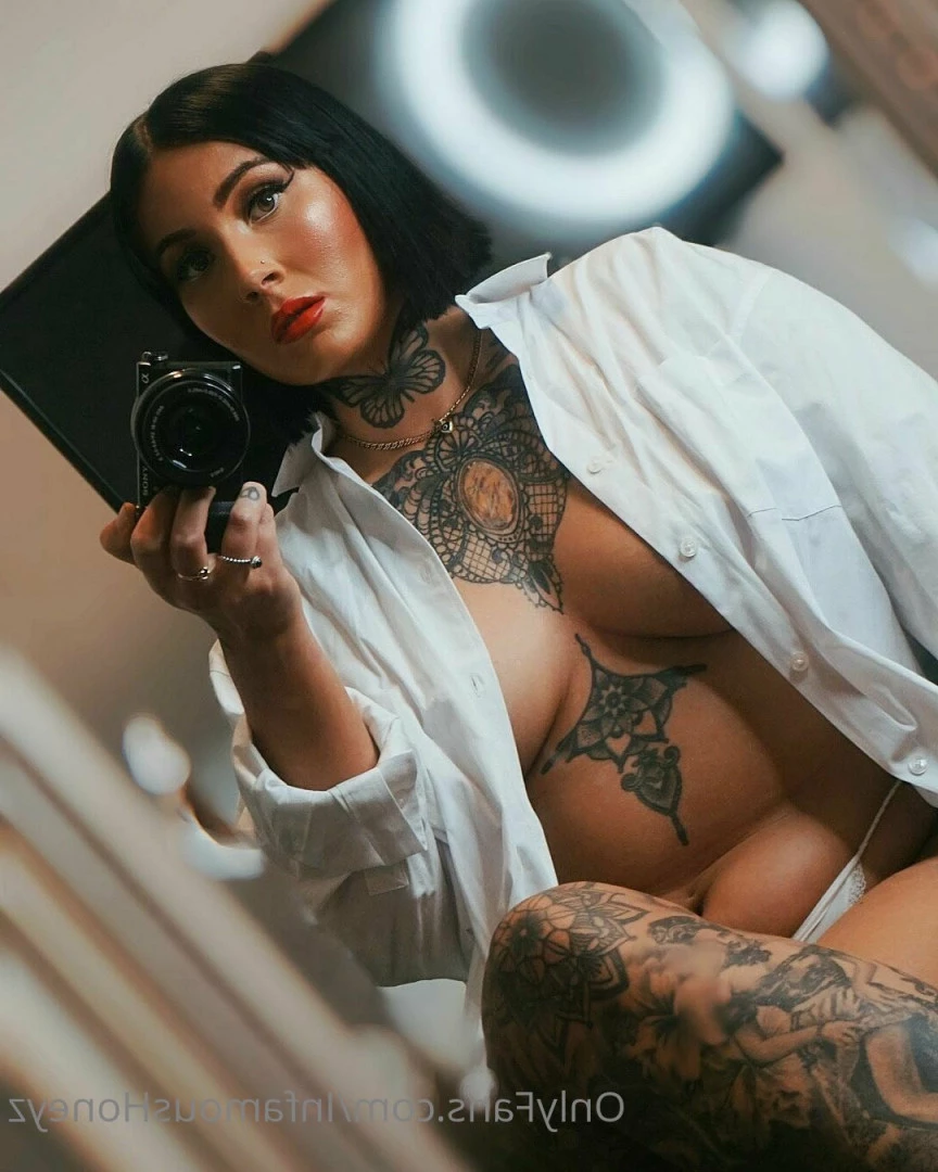 infamoushoneyz Onlyfans leaked photo 7075634 on Hotleaks.tv