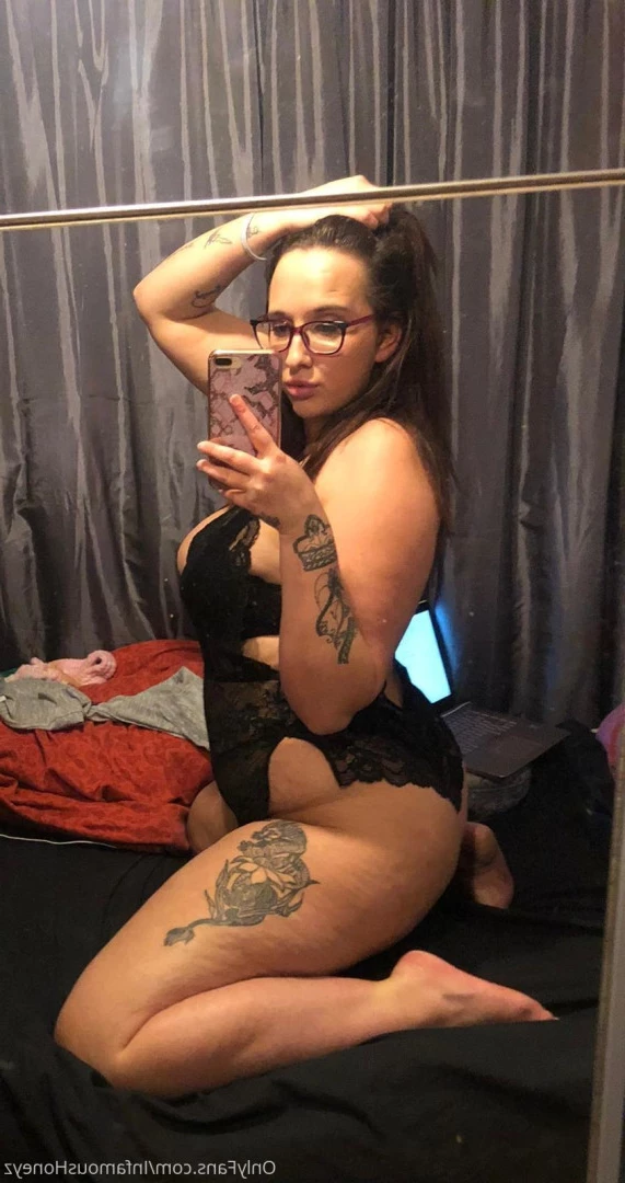 infamoushoneyz Onlyfans leaked photo 7075762 on Hotleaks.tv