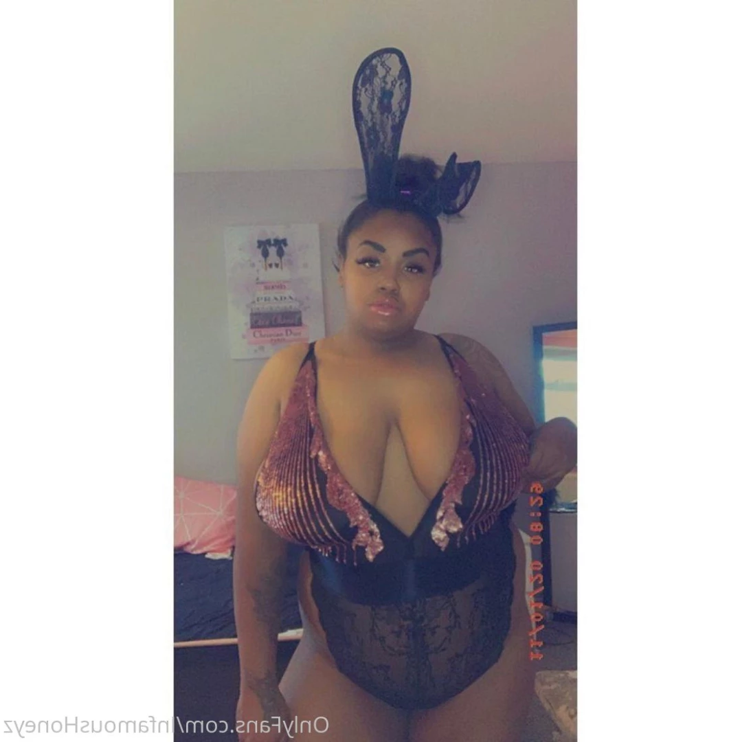 infamoushoneyz Onlyfans leaked photo 7077081 on Hotleaks.tv