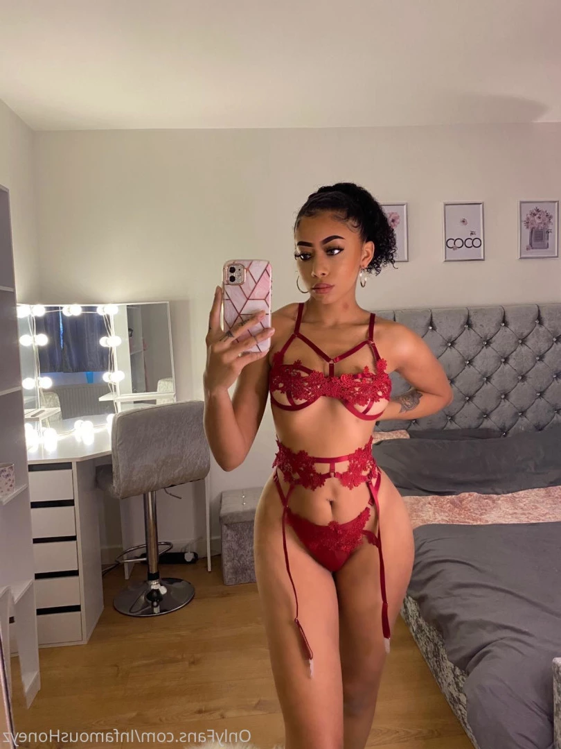 infamoushoneyz Onlyfans leaked photo 7077217 on Hotleaks.tv
