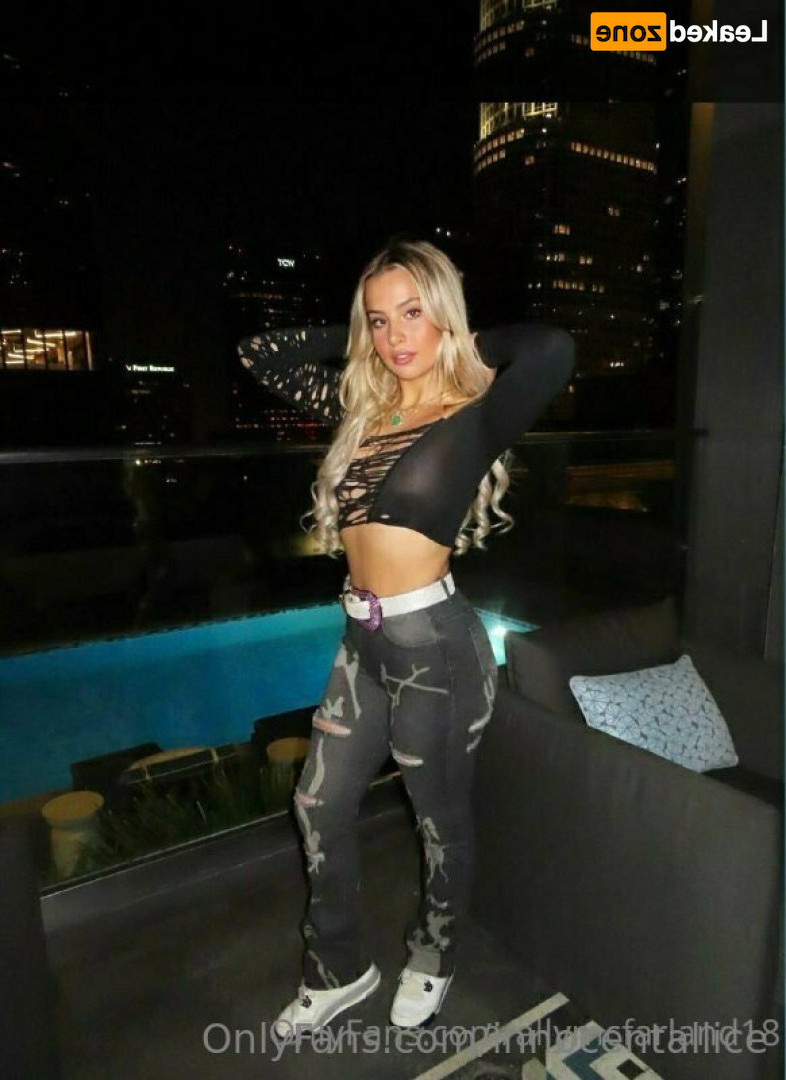 innocentallice Onlyfans leaked photo 16718800 on Hotleaks.tv